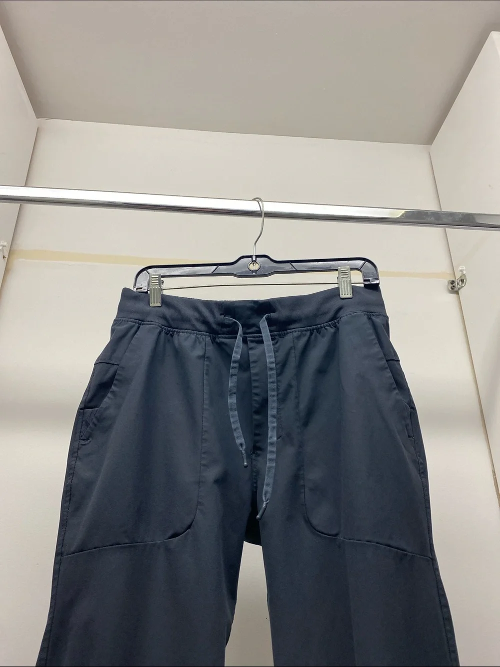 N/A comfortable jogger